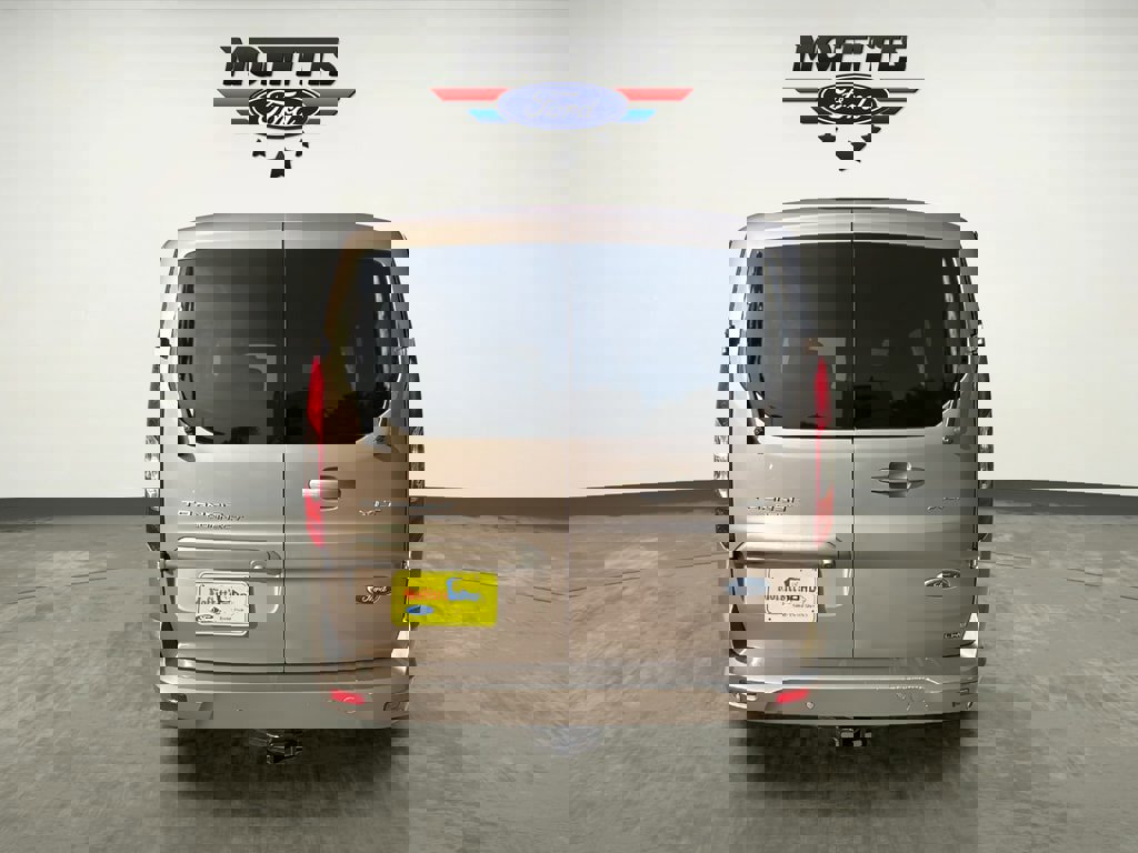 Used 2020 Ford Transit Connect XLT image 6