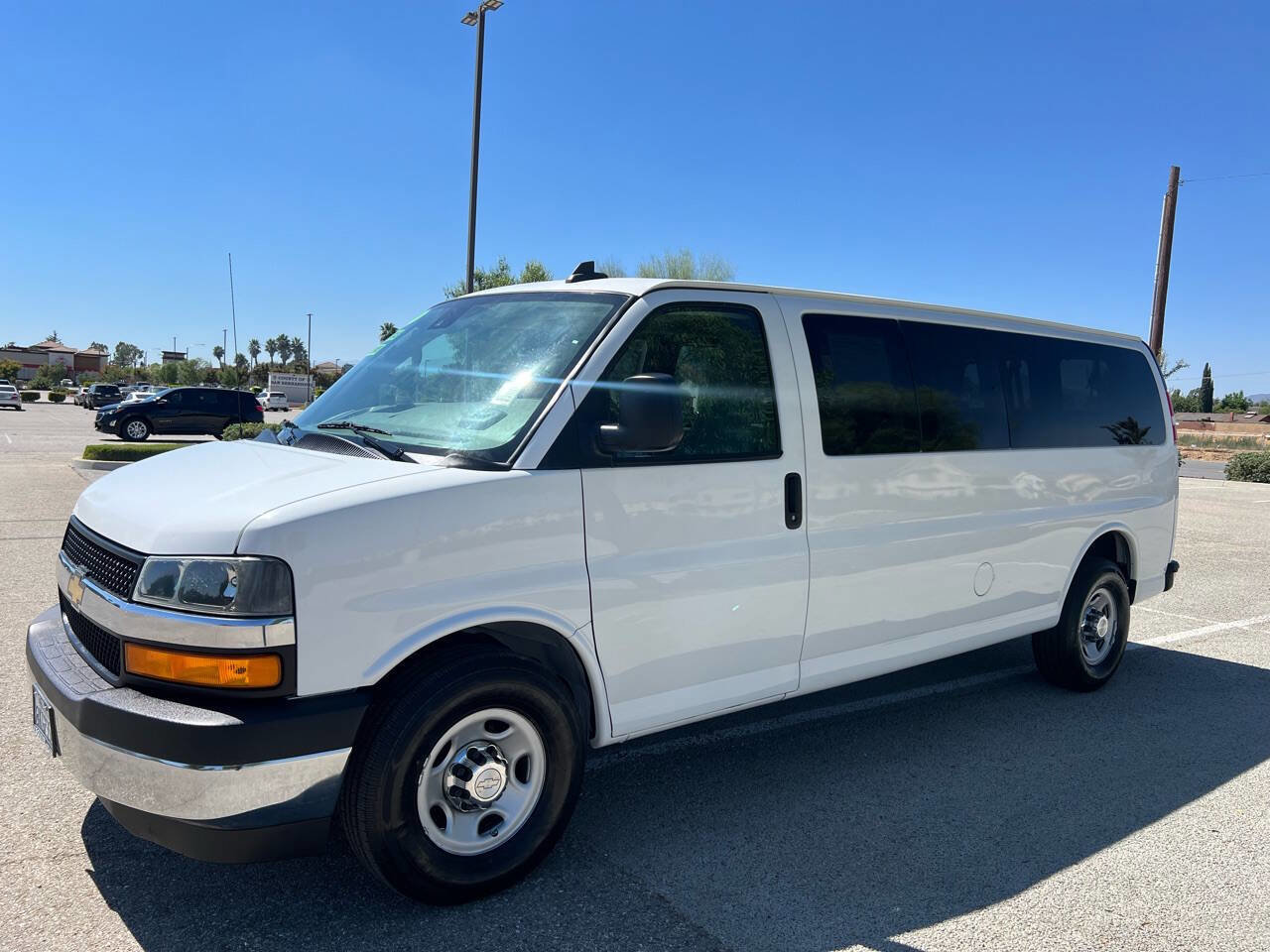 Used 2019 Chevrolet Express 3500 LT w/ LT Preferred Equipment Group image 34