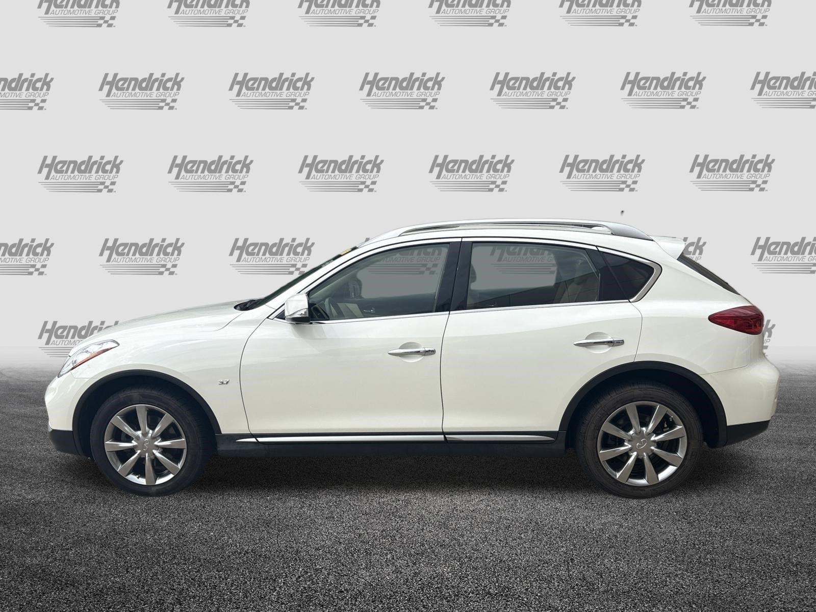 Used 2017 INFINITI QX50 AWD w/ Premium Plus Package image 7