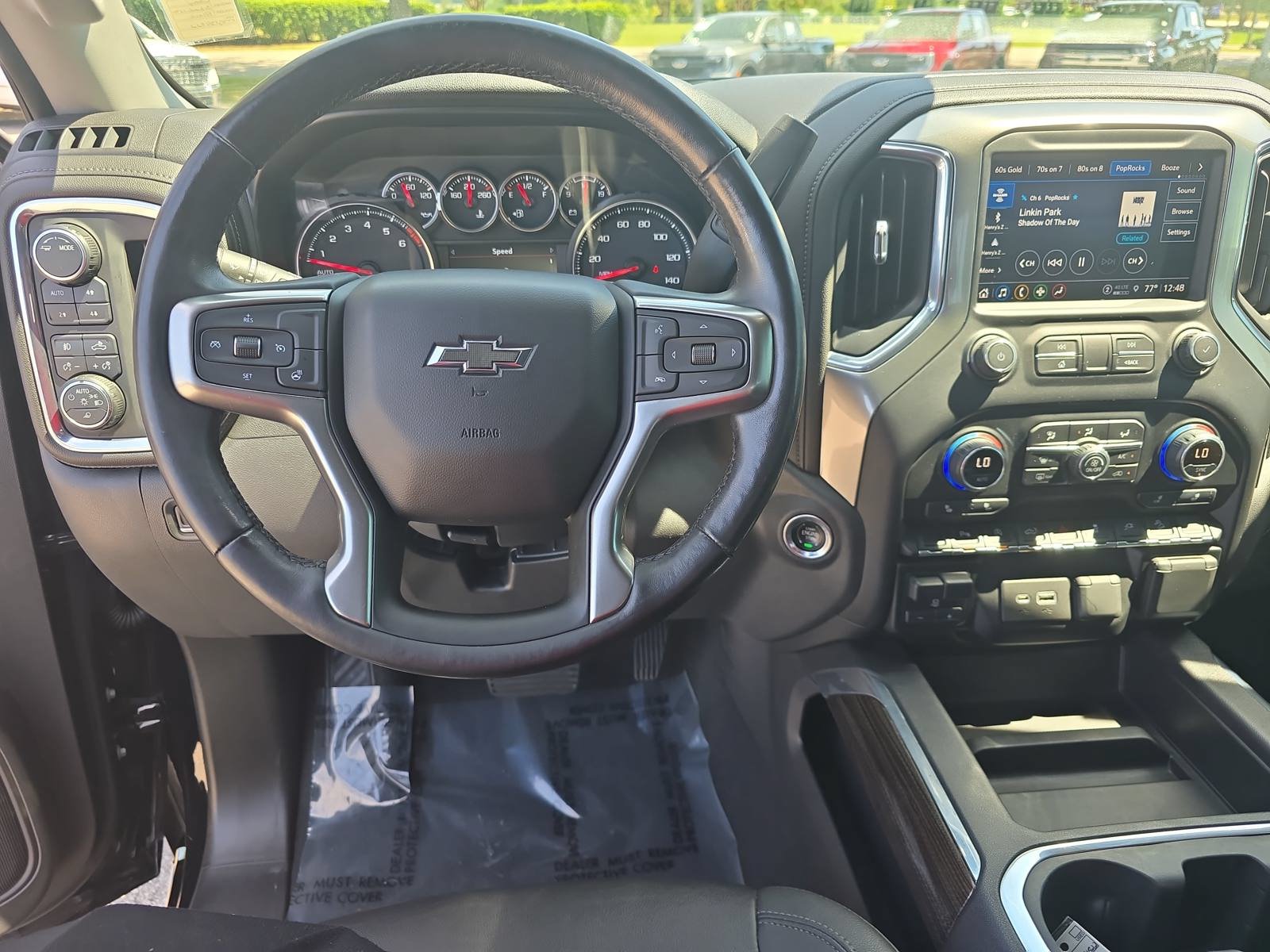 Used 2021 Chevrolet Silverado 1500 LT Trail Boss w/ Convenience Package II AWD/4WD image 15