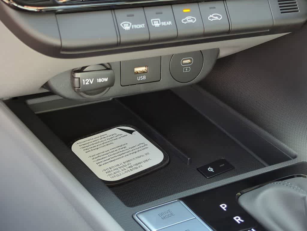 New 2026 Hyundai Elantra Sport FWD image 32