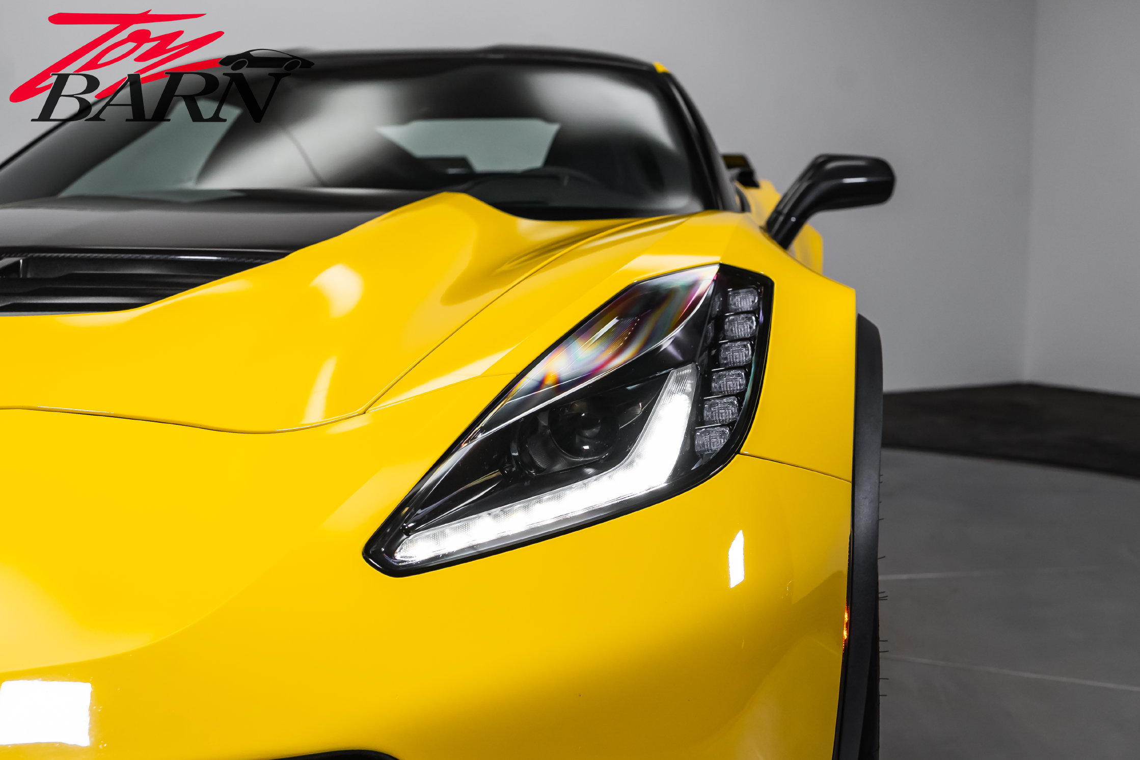 Used 2016 Chevrolet Corvette Z06 w/ 3LZ Preferred Equipment Group RWD image 18