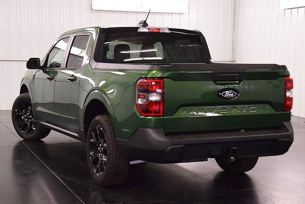 New 2025 Ford Maverick XLT w/ XLT Luxury Package image 5