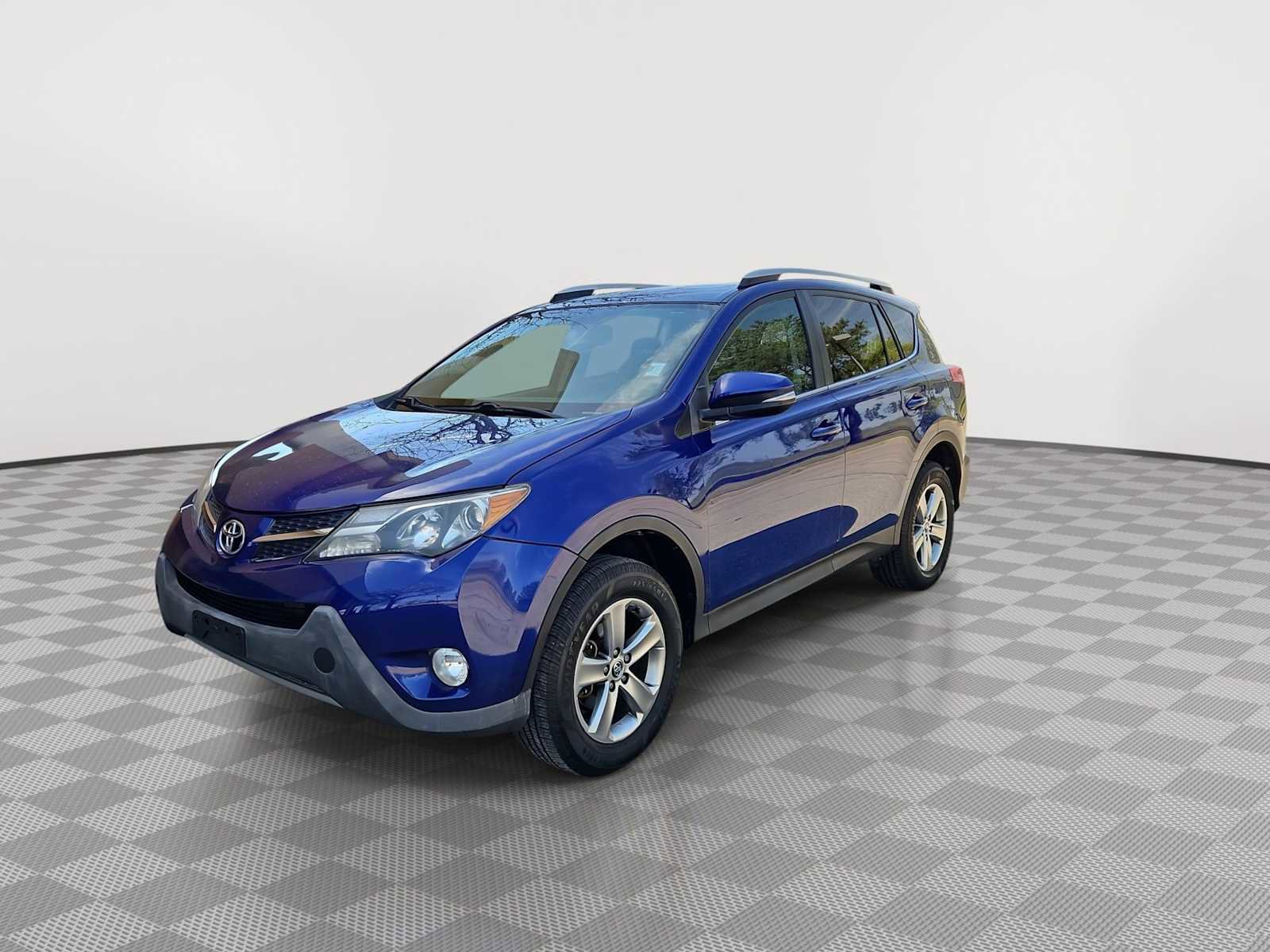 Used 2015 Toyota RAV4 XLE image 4