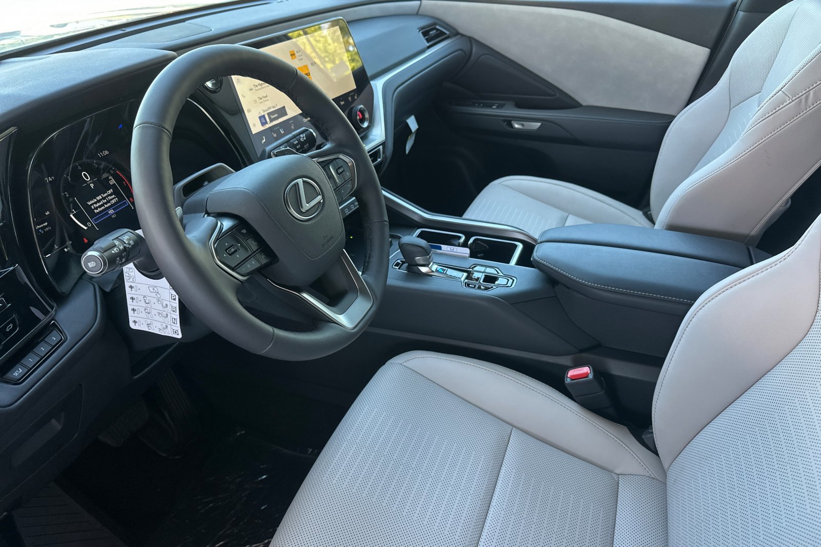 New 2025 Lexus TX 350 AWD image 10