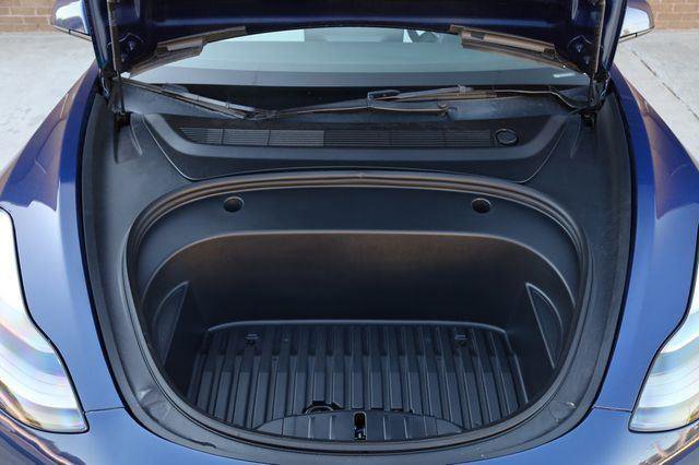 Used 2023 Tesla Model 3 Standard Range image 9