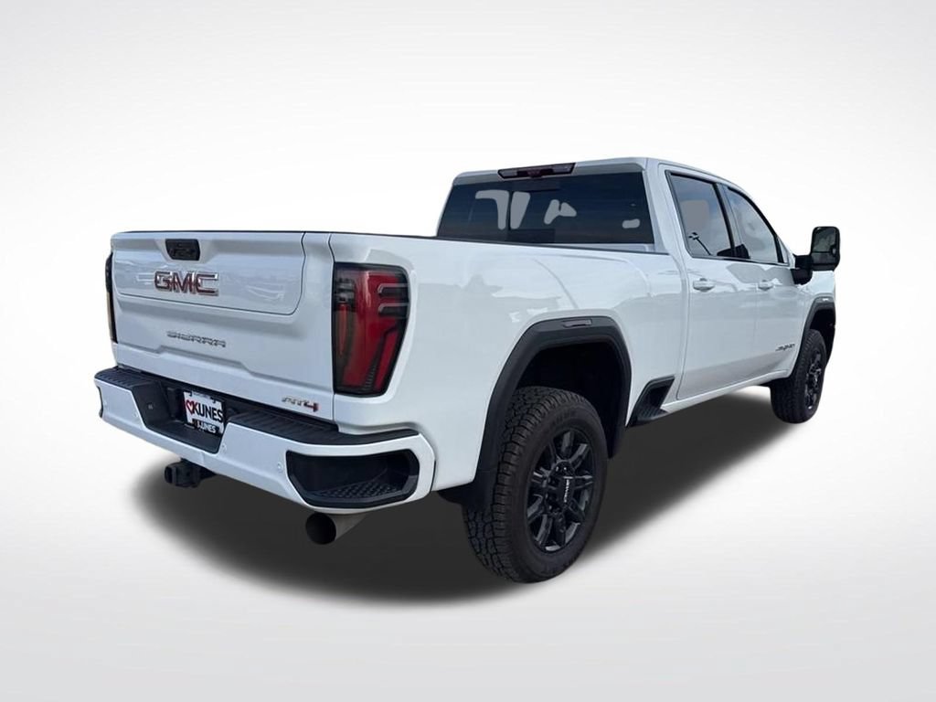 Used 2024 GMC Sierra 2500 AT4 w/ AT4 Premium Plus Package AWD/4WD image 15