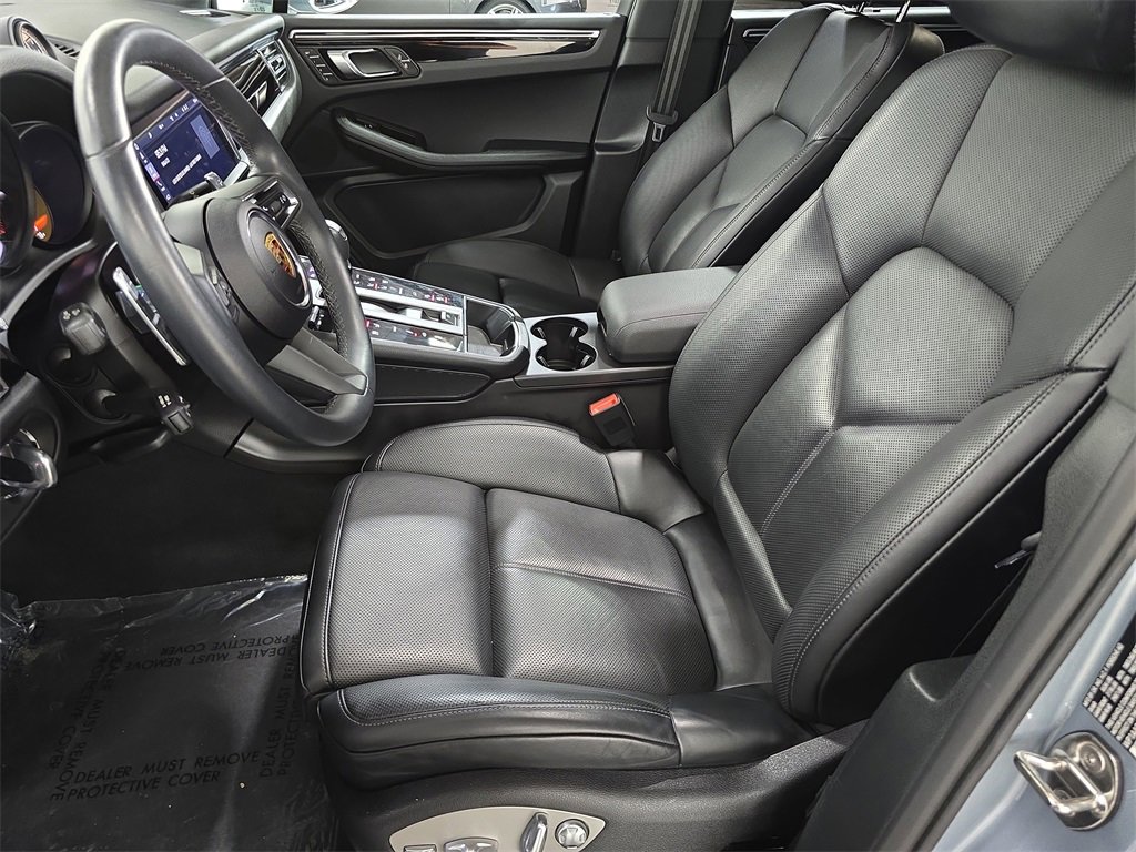 Used 2024 Porsche Macan image 5