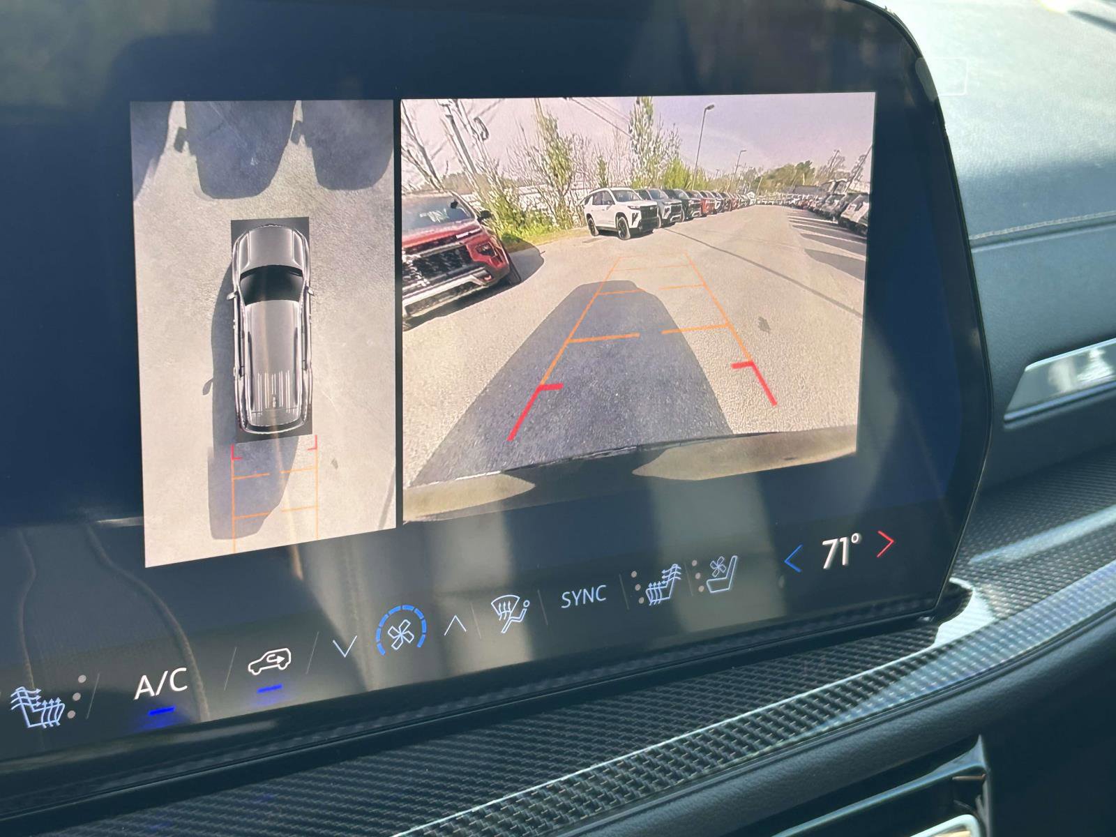 New 2026 Chevrolet Traverse High Country w/ LPO, Floor Liner Package image 26