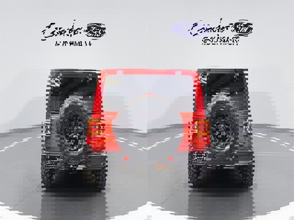 Used 2020 Jeep Wrangler Unlimited Sahara image 7