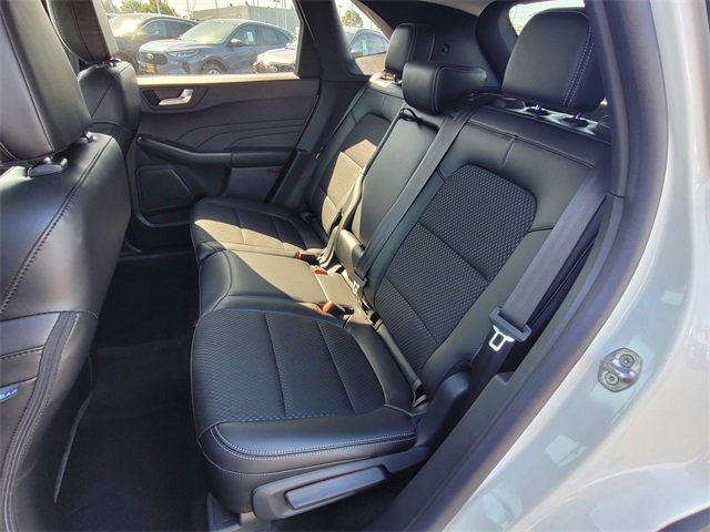 New 2025 Ford Escape SE image 6