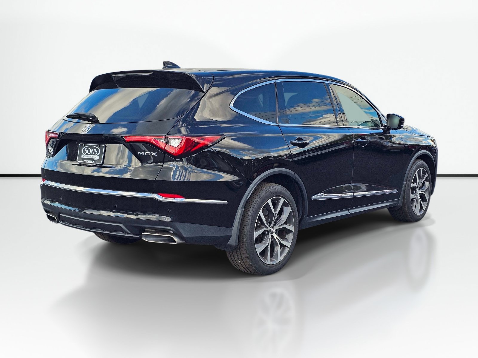 Used 2023 Acura MDX w/ Technology Package FWD image 8