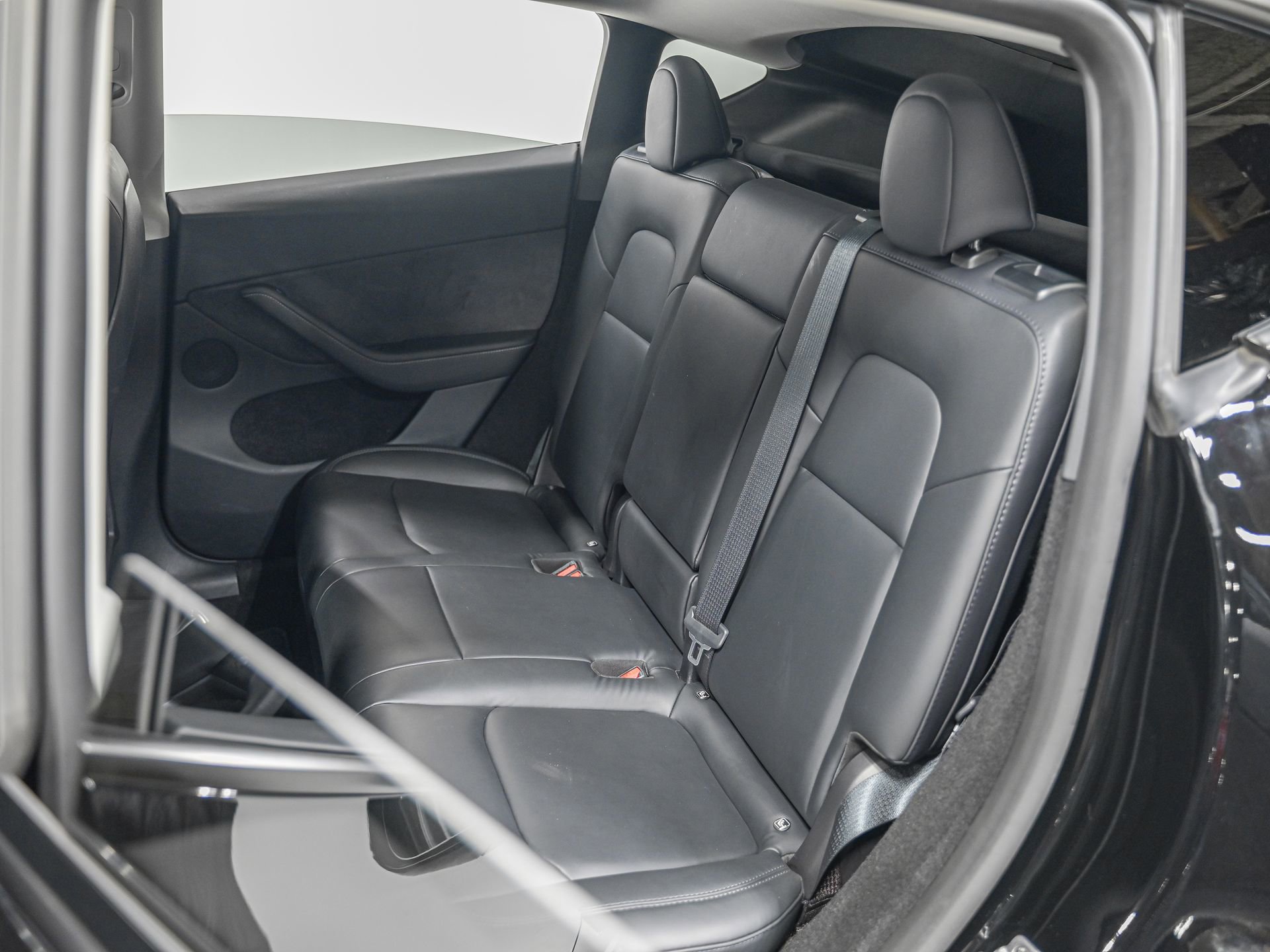 Used 2023 Tesla Model Y Long Range image 28