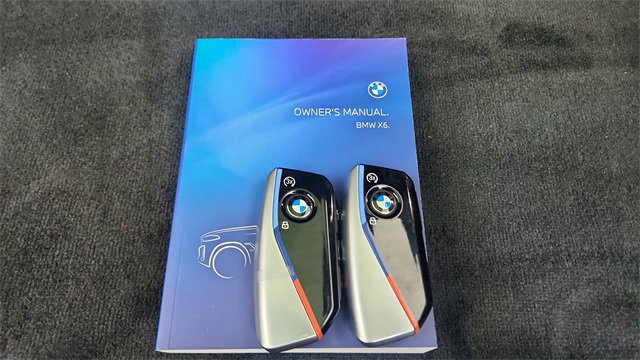 Used 2024 BMW X6 xDrive40i w/ Premium Package image 66