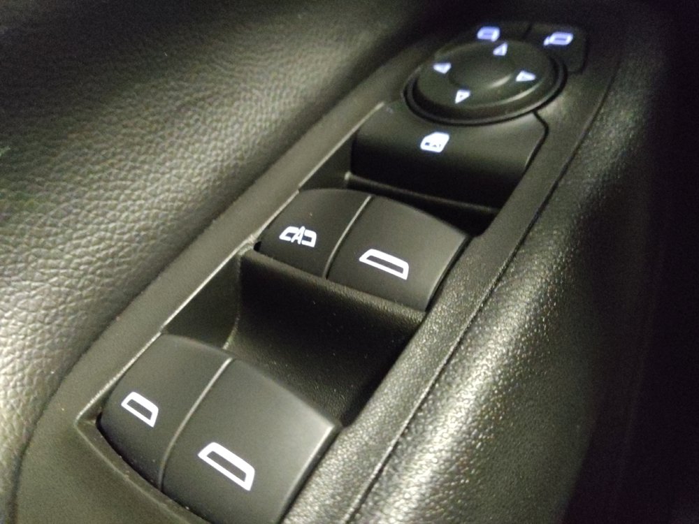 Used 2020 Chevrolet Equinox LT FWD image 27