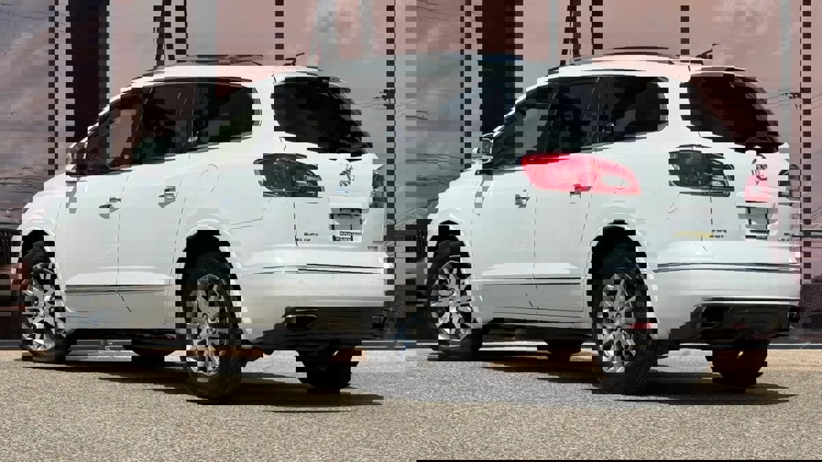 Used 2016 Buick Enclave Leather image 7