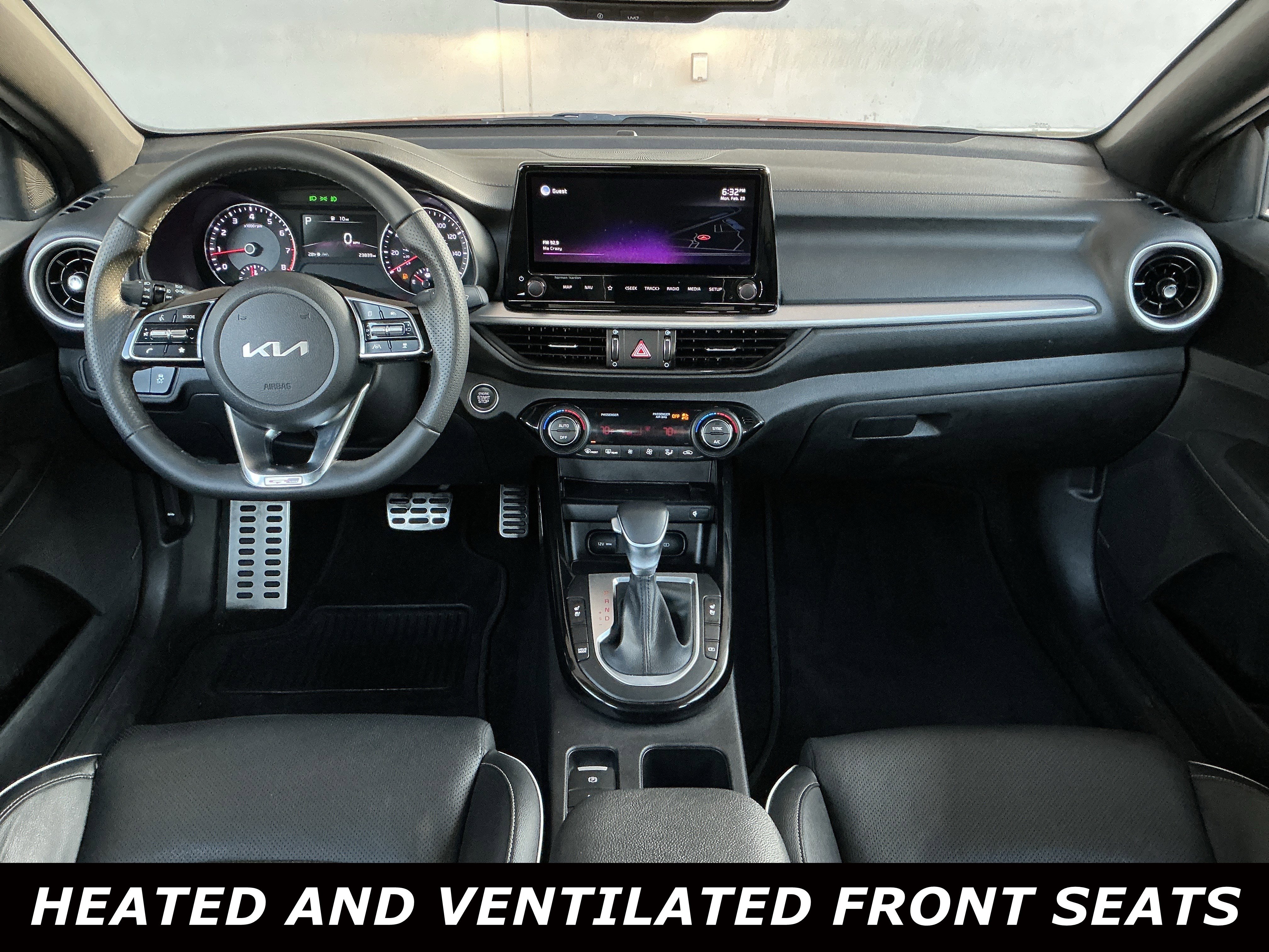 Used 2022 Kia Forte GT-Line w/ GT-Line Premium Package image 4