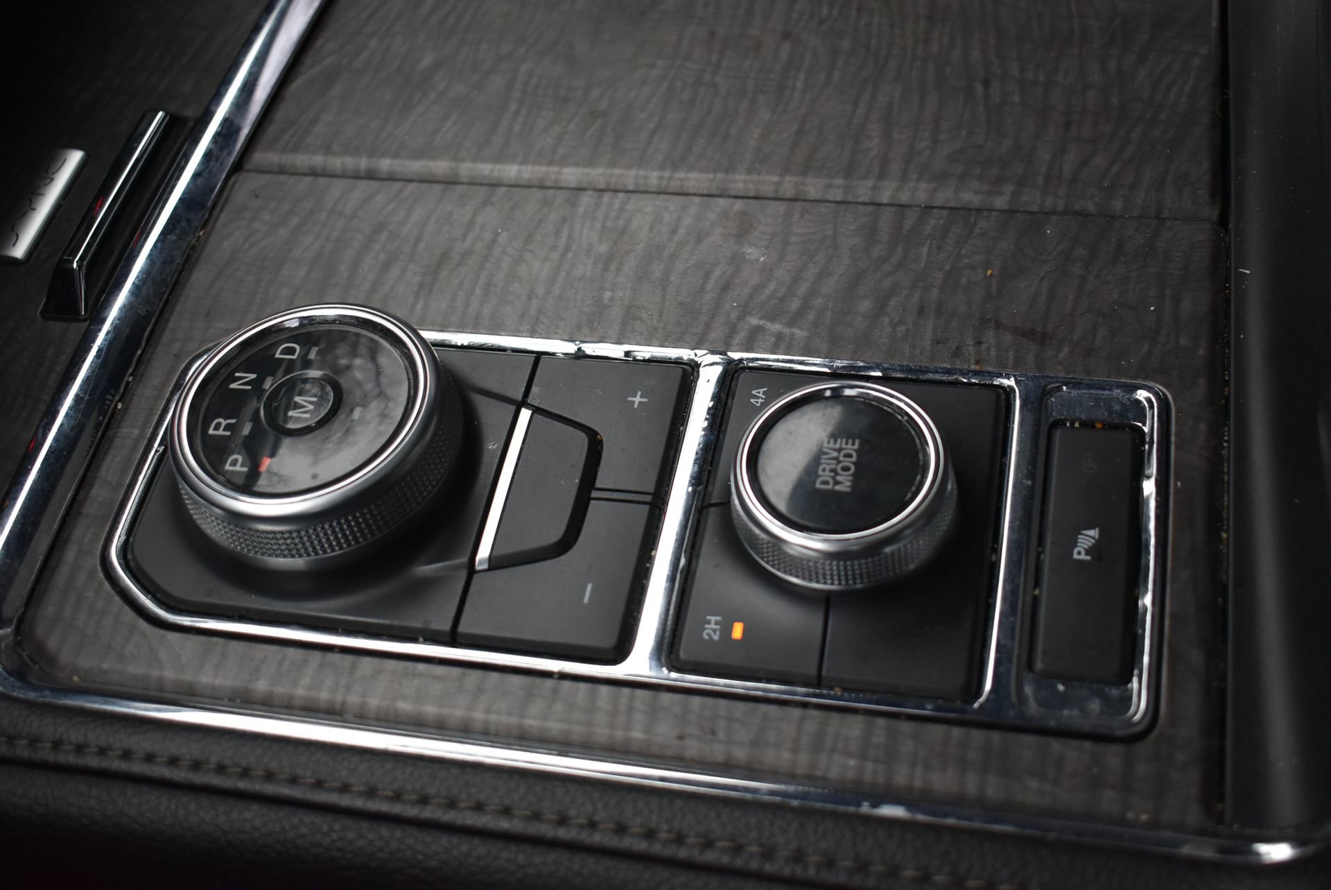 Used 2018 Ford Expedition Limited image 31