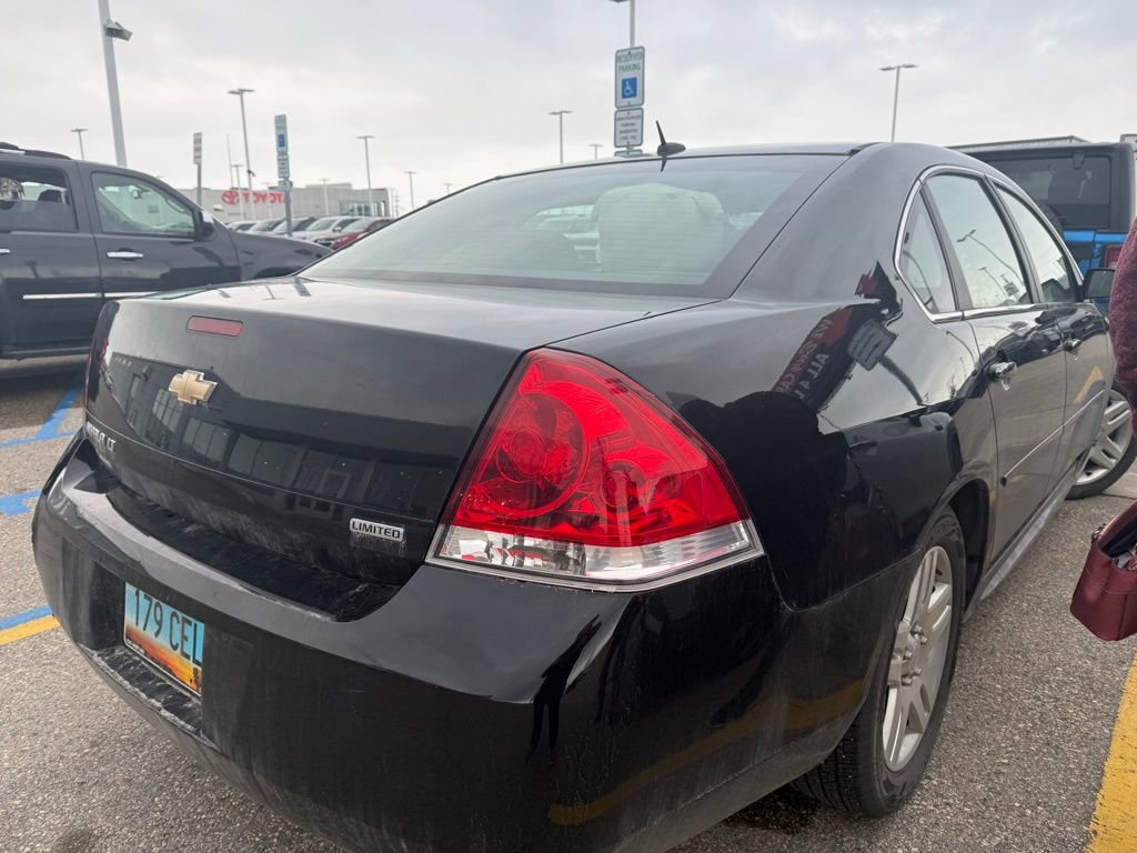 Used 2015 Chevrolet Impala LT image 3