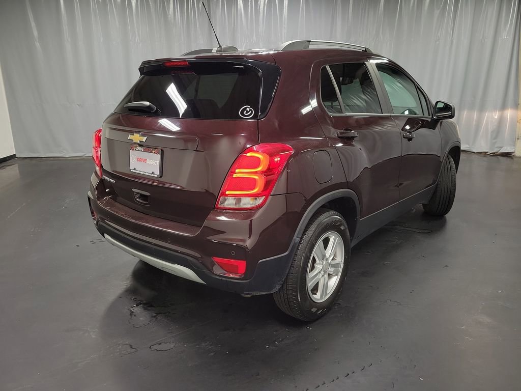 Used 2022 Chevrolet Trax LT w/ Driver Confidence Package AWD/4WD image 8
