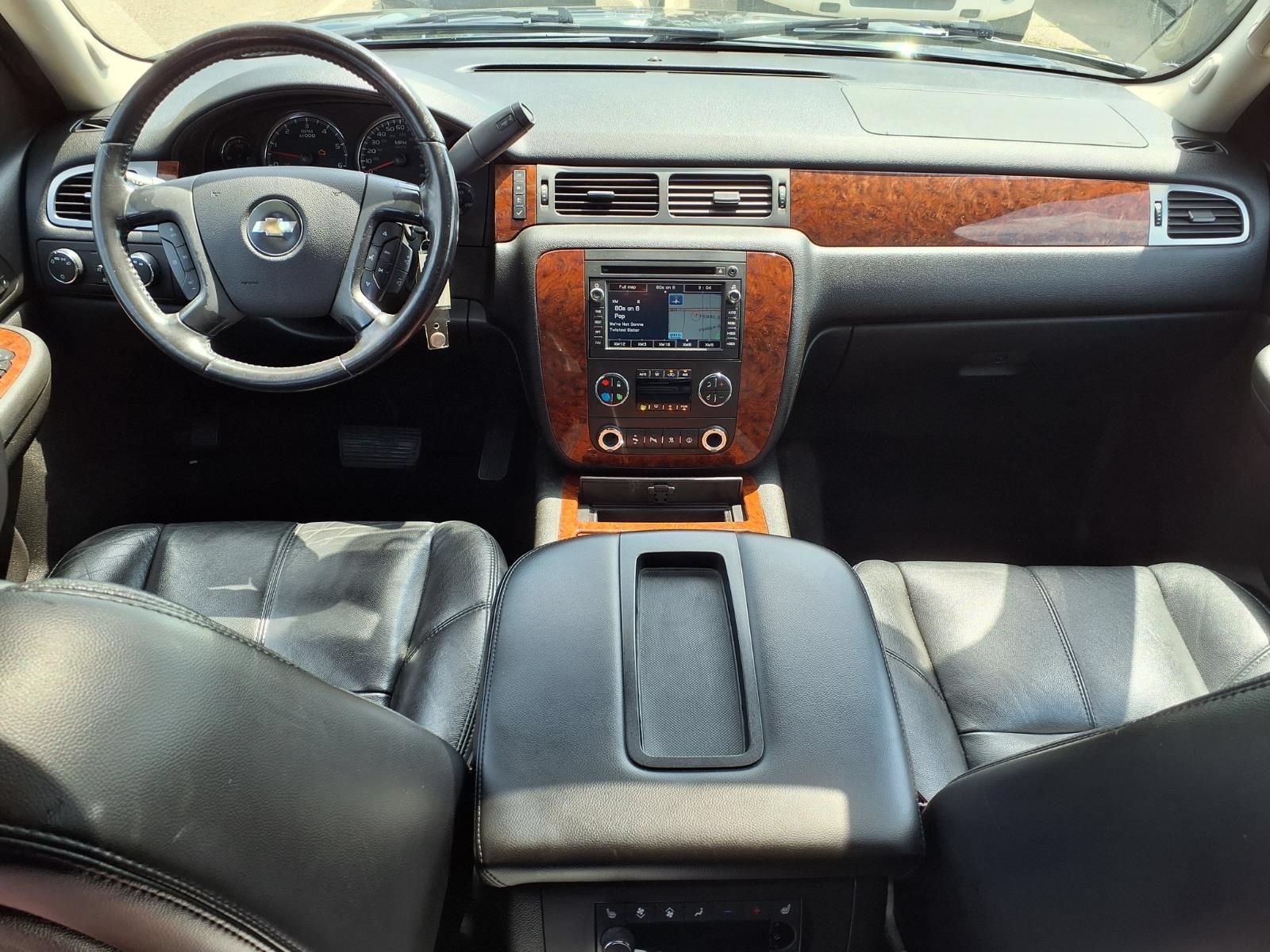 Used 2007 Chevrolet Tahoe LTZ w/ LTZ Preferred Equipment Group AWD/4WD image 10