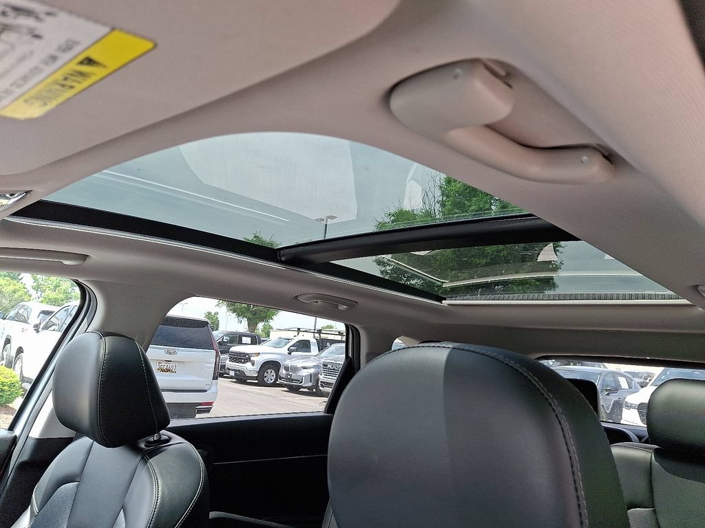 Used 2021 Kia Sorento EX w/ Panoramic Sunroof Package AWD/4WD image 15