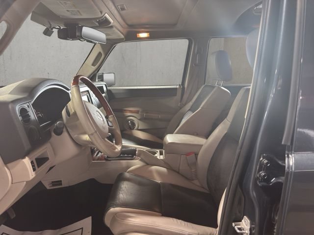 Used 2008 Jeep Commander Overland AWD/4WD image 6