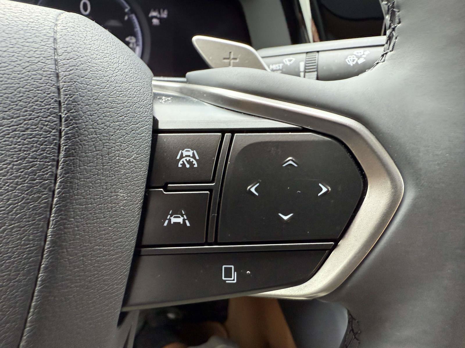 Used 2024 Lexus RZ 450e Premium w/ Technology Package AWD/4WD image 21