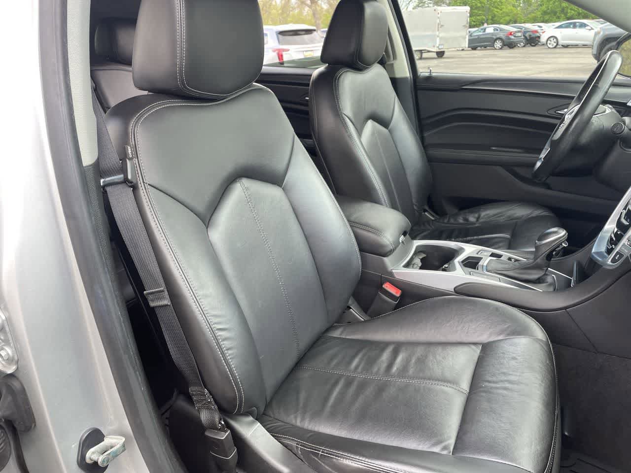 Used 2015 Cadillac SRX FWD image 14
