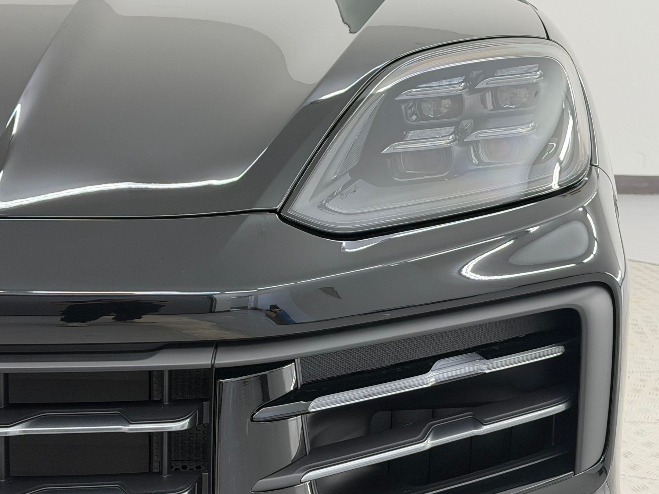 New 2026 Porsche Cayenne S AWD/4WD image 12