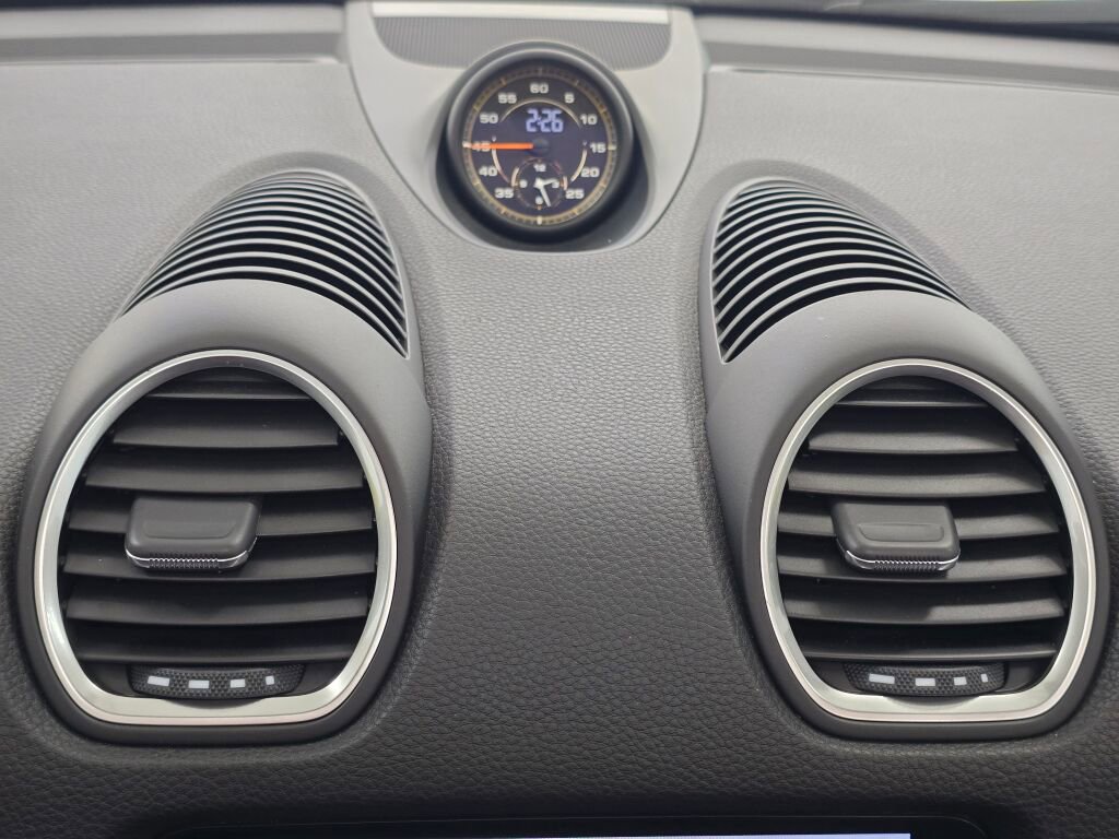 Certified 2025 Porsche 718 Boxster Spyder RS image 40