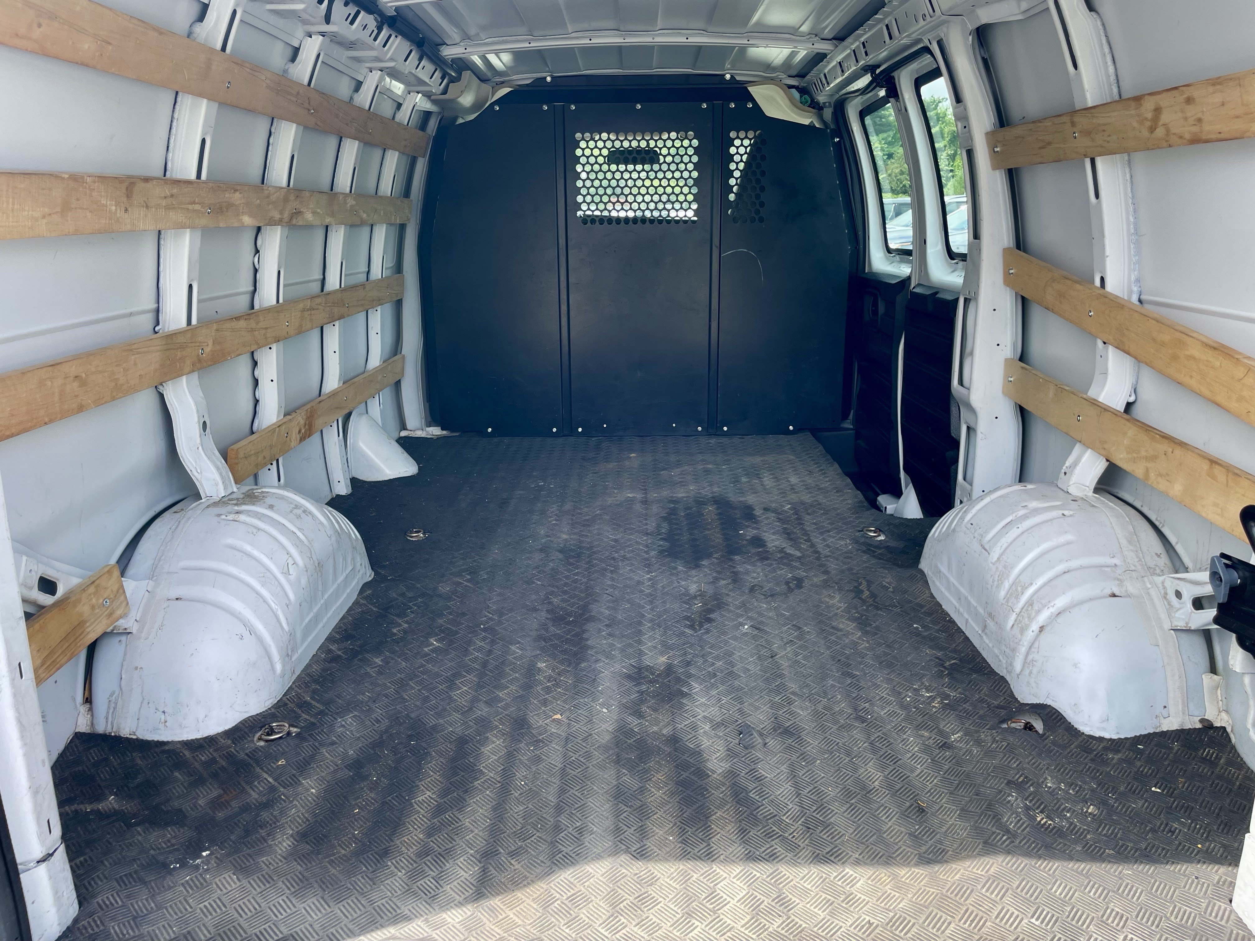 Used 2024 Chevrolet Express 2500 w/ Driver Convenience Package RWD image 30