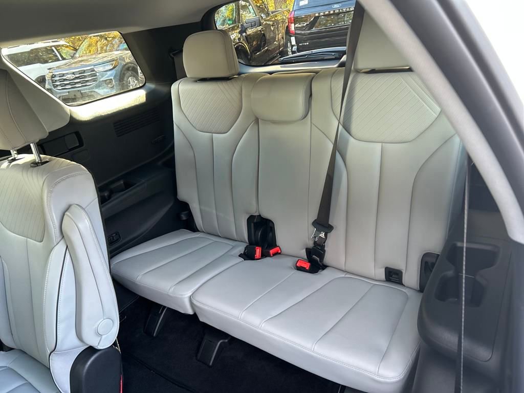 Used 2025 Hyundai Palisade SEL image 23