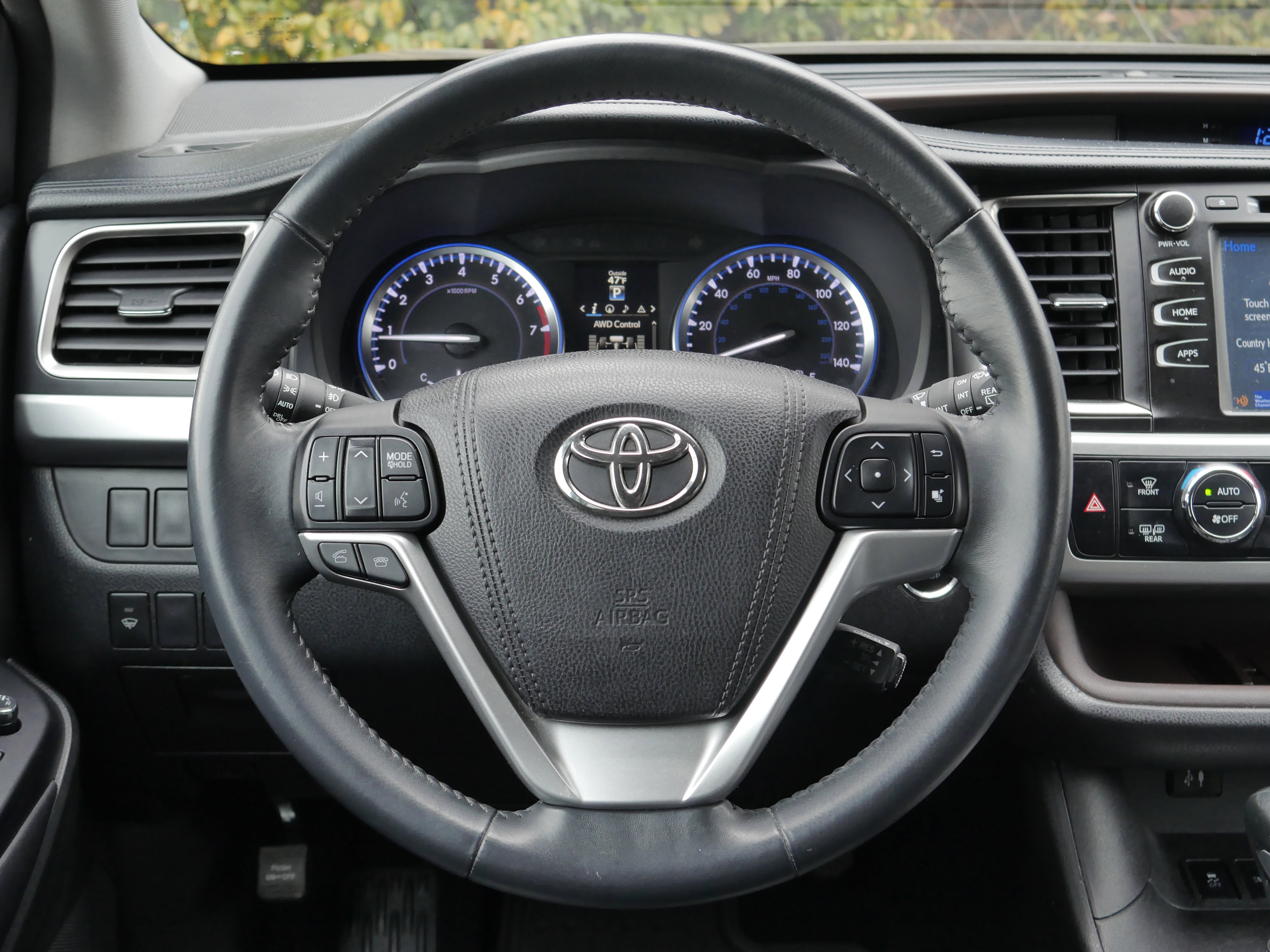 Used 2016 Toyota Highlander XLE image 7