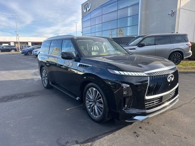 Used 2025 INFINITI QX80 Sensory image 3