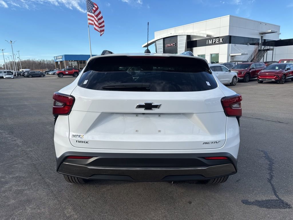 New 2026 Chevrolet Trax ACTIV w/ Sunroof Package image 4