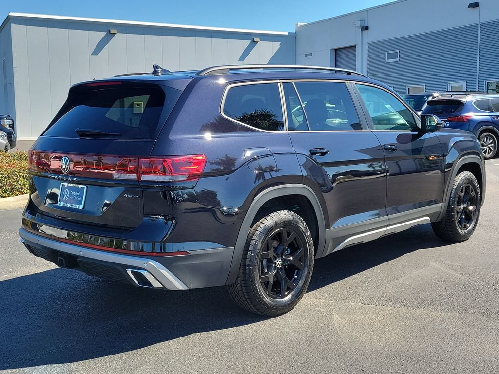 New 2025 Volkswagen Atlas Peak Edition SE AWD/4WD image 3