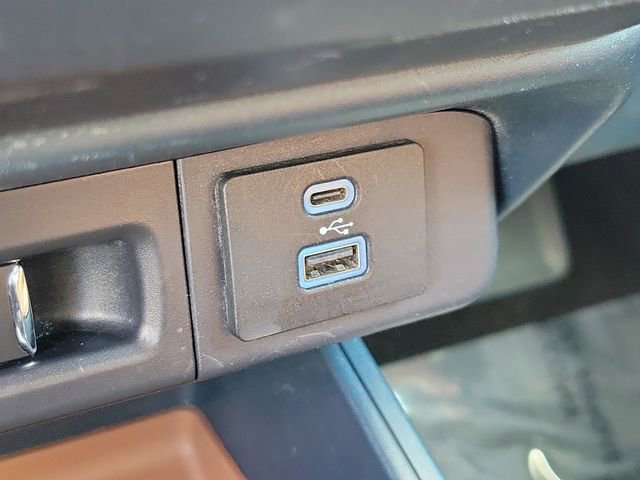 Certified 2022 Ford Maverick Lariat w/ Lariat Luxury Package FWD image 33