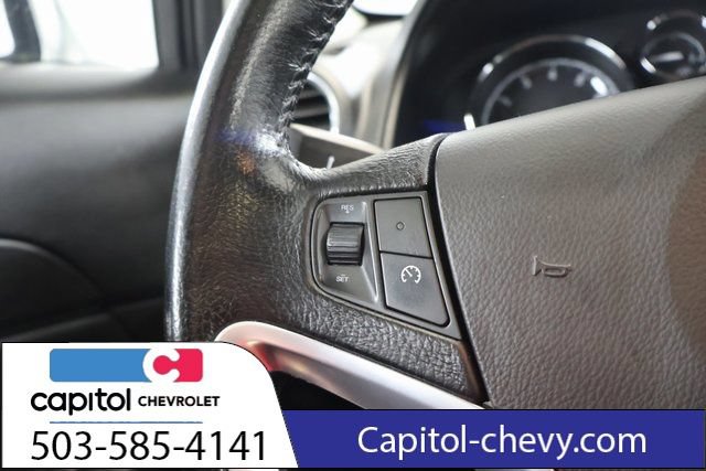 Used 2013 Chevrolet Captiva Sport LTZ FWD image 19