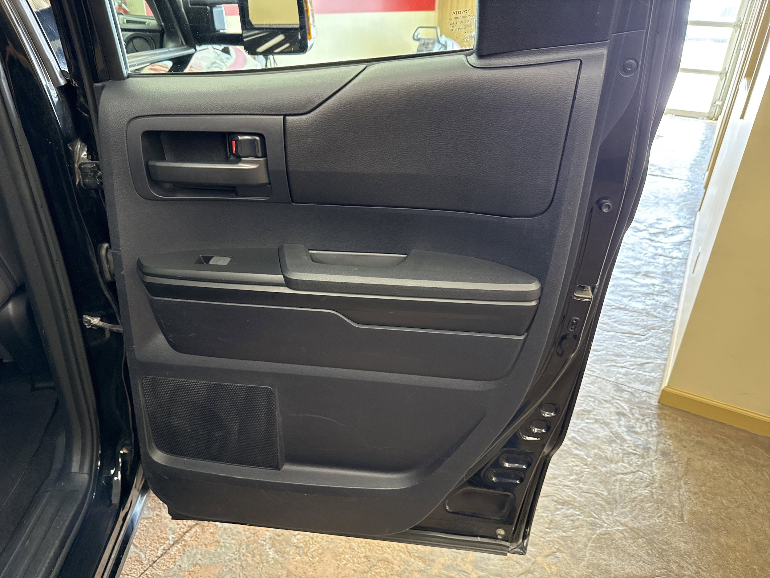 Used 2016 Toyota Tundra SR AWD/4WD image 19