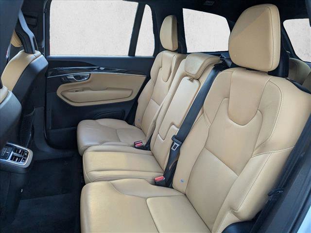 Used 2018 Volvo XC90 T6 Momentum w/ Convenience Package image 20