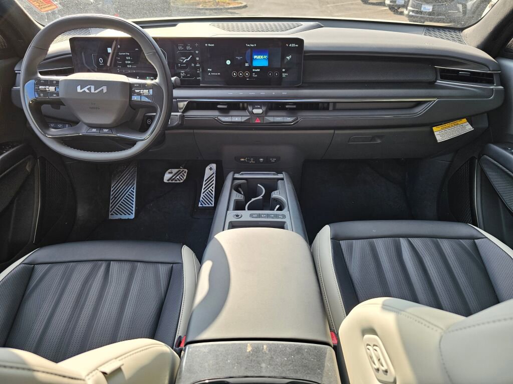 New 2026 Kia EV9 GT-Line image 9