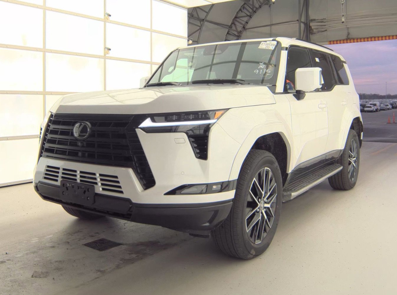 Used 2025 Lexus GX 550 w/ Accessory Package (2T)