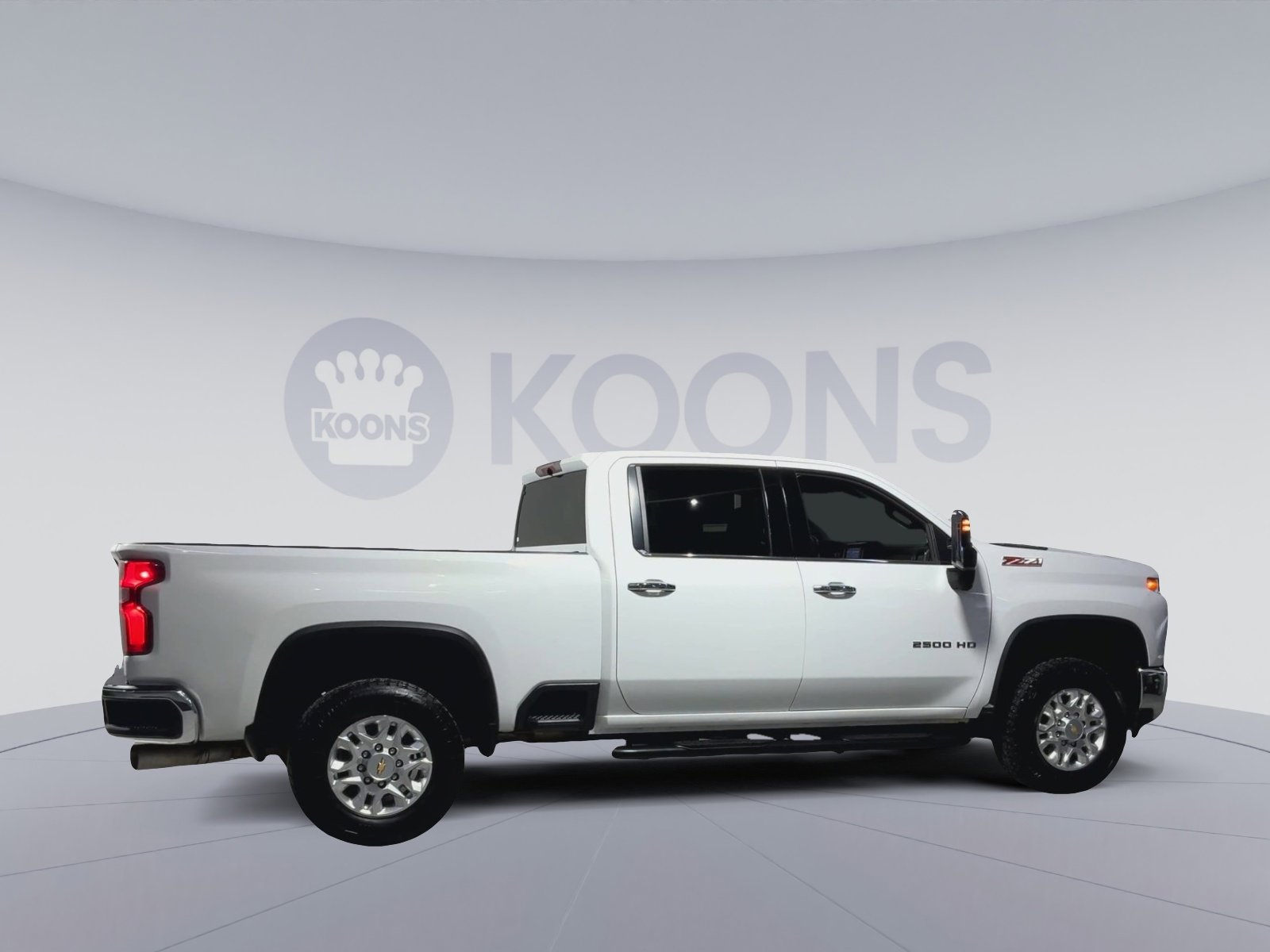 Used 2023 Chevrolet Silverado 2500 LTZ w/ Gooseneck/5TH Wheel Package image 12