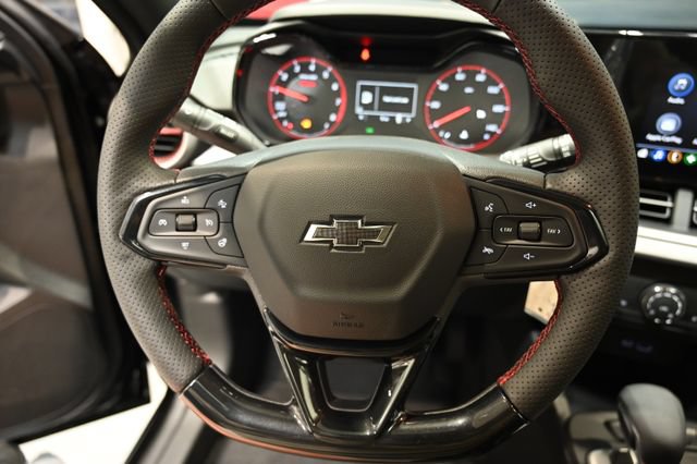 New 2026 Chevrolet Trax RS w/ Sunroof Package FWD image 23