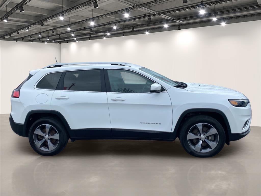 Used 2019 Jeep Cherokee Limited AWD/4WD image 8