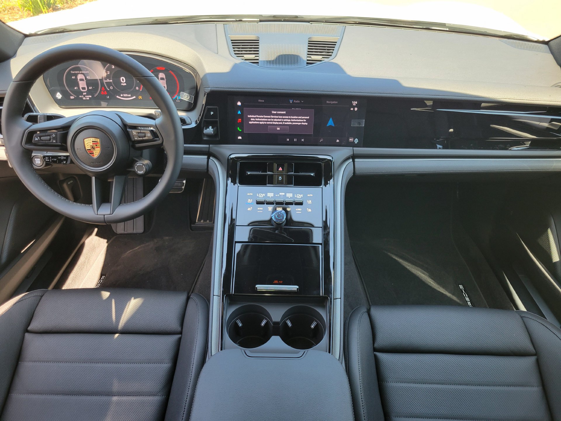 New 2026 Porsche Panamera RWD image 12