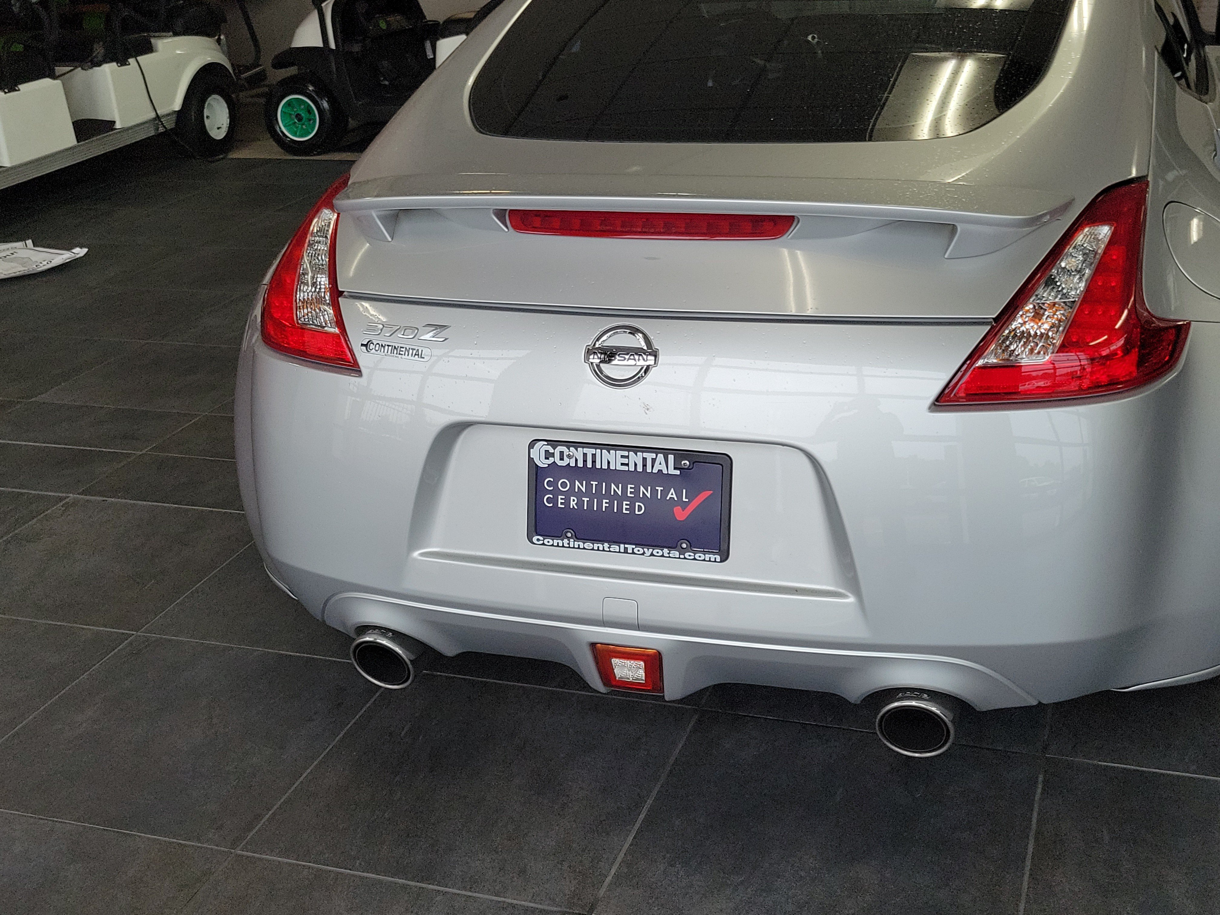 Used 2010 Nissan 370Z Coupe w/ Sport Pkg RWD image 11