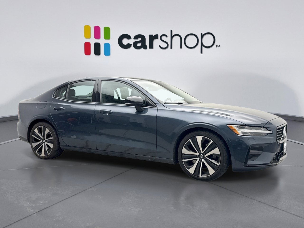 Used 2022 Volvo S60 B5 Momentum w/ Climate Package image 7