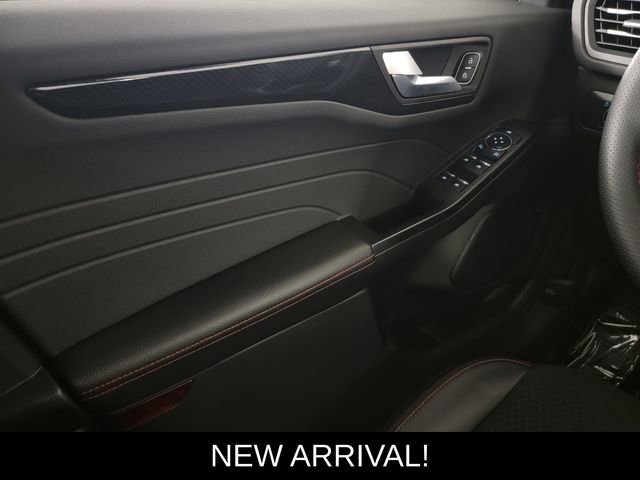 Used 2026 Ford Escape ST-Line AWD/4WD image 30